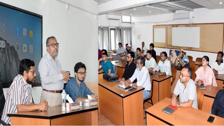 খুলনা বিশ্ববিদ্যালয়ে স্মার্টবোর্ড যুগের সূচনা! আধুনিক শিক্ষায় নতুন দিগন্ত