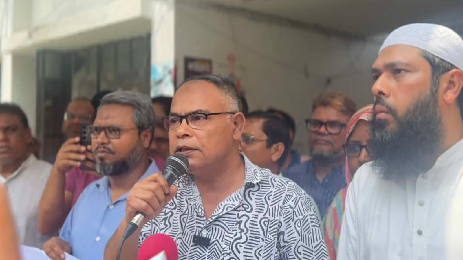 বেগম জিয়ার অবমাননা মানে বাংলাদেশের স্বাধীনতা ও সার্বভৌমত্বের অবমাননা-ইবি সাদা দল আহ্বায়ক