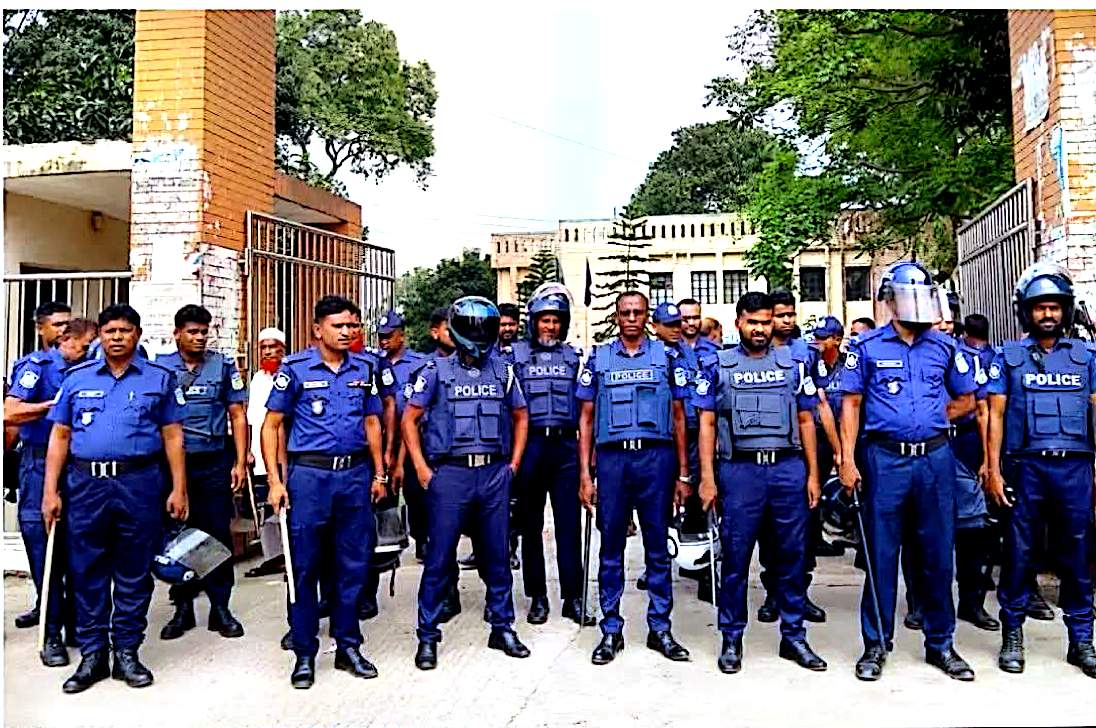 তারাকান্দায় ১৪৪ ধারা চলছে, সতর্ক অবস্থানে পুলিশ