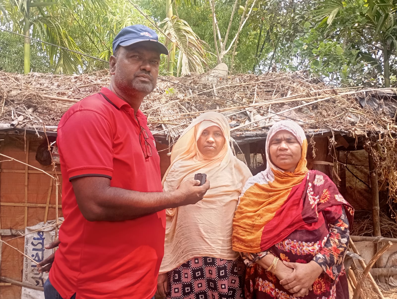 উখিয়ার খালকাচা বাসীর জনদুর্ভোগ চরমে