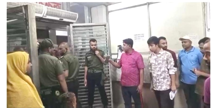 জীবাণুমুক্ত ও সুশৃঙ্খল পরিবেশ নিশ্চিতে ন্যাশনাল নিউরোসায়েন্স হাসপাতালে বিশেষ অভিযান
