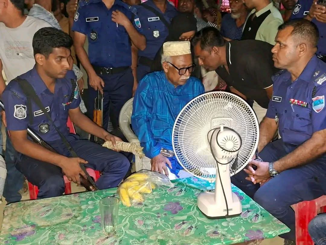 প্যারোলে মুক্তি পেয়ে বোনের জানাজায় সাবেক এমপি-রশিদুজ্জামান