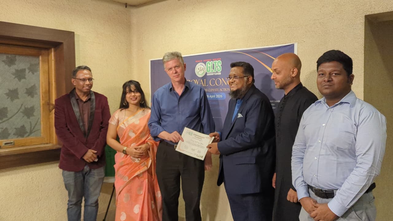 গ্লোবাল ল থিংকারস সোসাইটি'র নতুন চেয়ারম্যান হিসেবে দায়িত্ব নিলেন এড. আশরাফ জালাল খান মনন