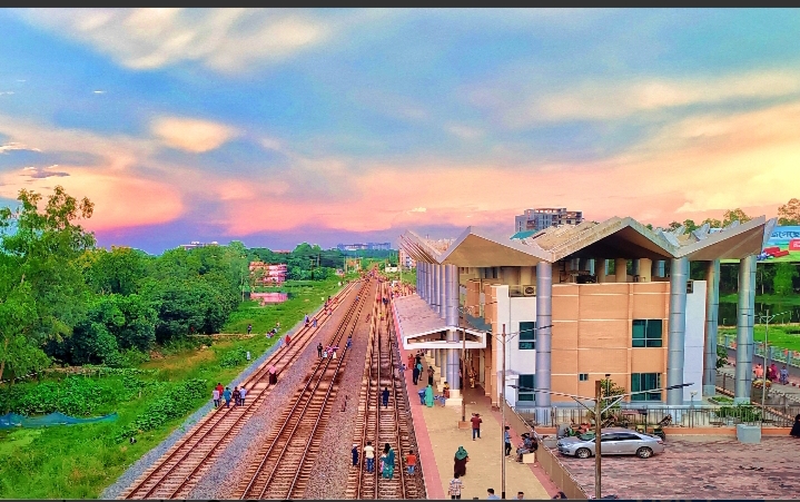 কালিয়াকৈরে ৮৪ কোটির টাকা ব্যয়ে নির্মিত হাইটেক পার্ক স্টেশন এখন মাদকসেবীদের দখলে