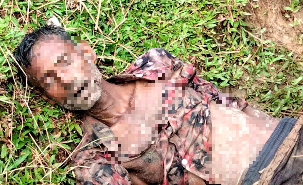 রাস্তায় নিচে পড়ে থাকা এক ব্যক্তির মরদেহ উদ্ধার করেছে তাহিরপুর থানা পুলিশ