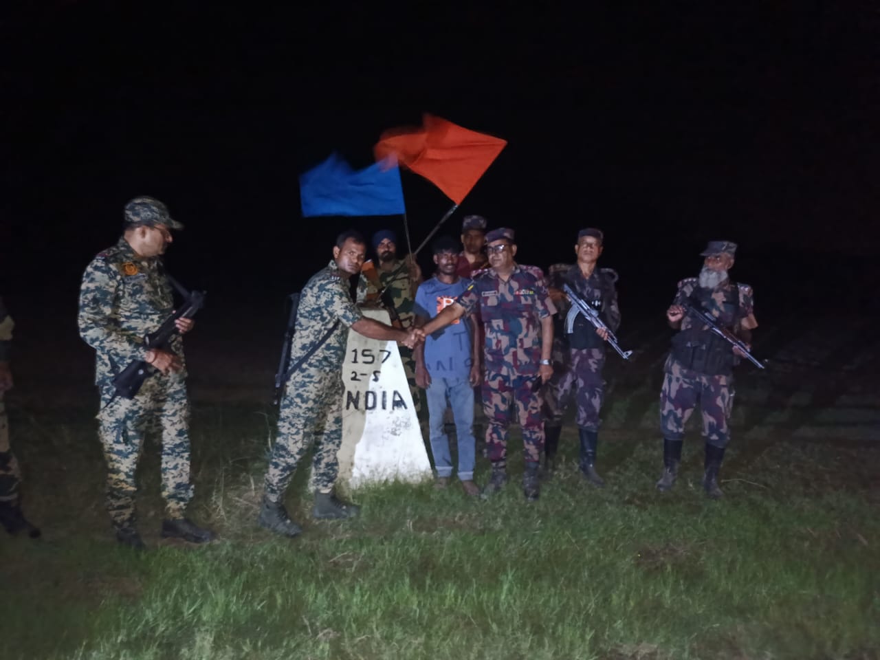 ভারত থেকে মানসিক ভারসাম্যহীন যুবককে দেশে ফিরিয়ে আনল বিজিবি