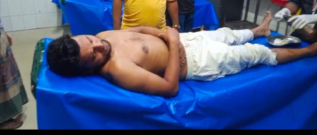 কিশোরগঞ্জে সাংবাদিক ফরহাদ হোসেন রাজের ওপর সন্ত্রাসী হামলা, গ্রেপ্তার ১