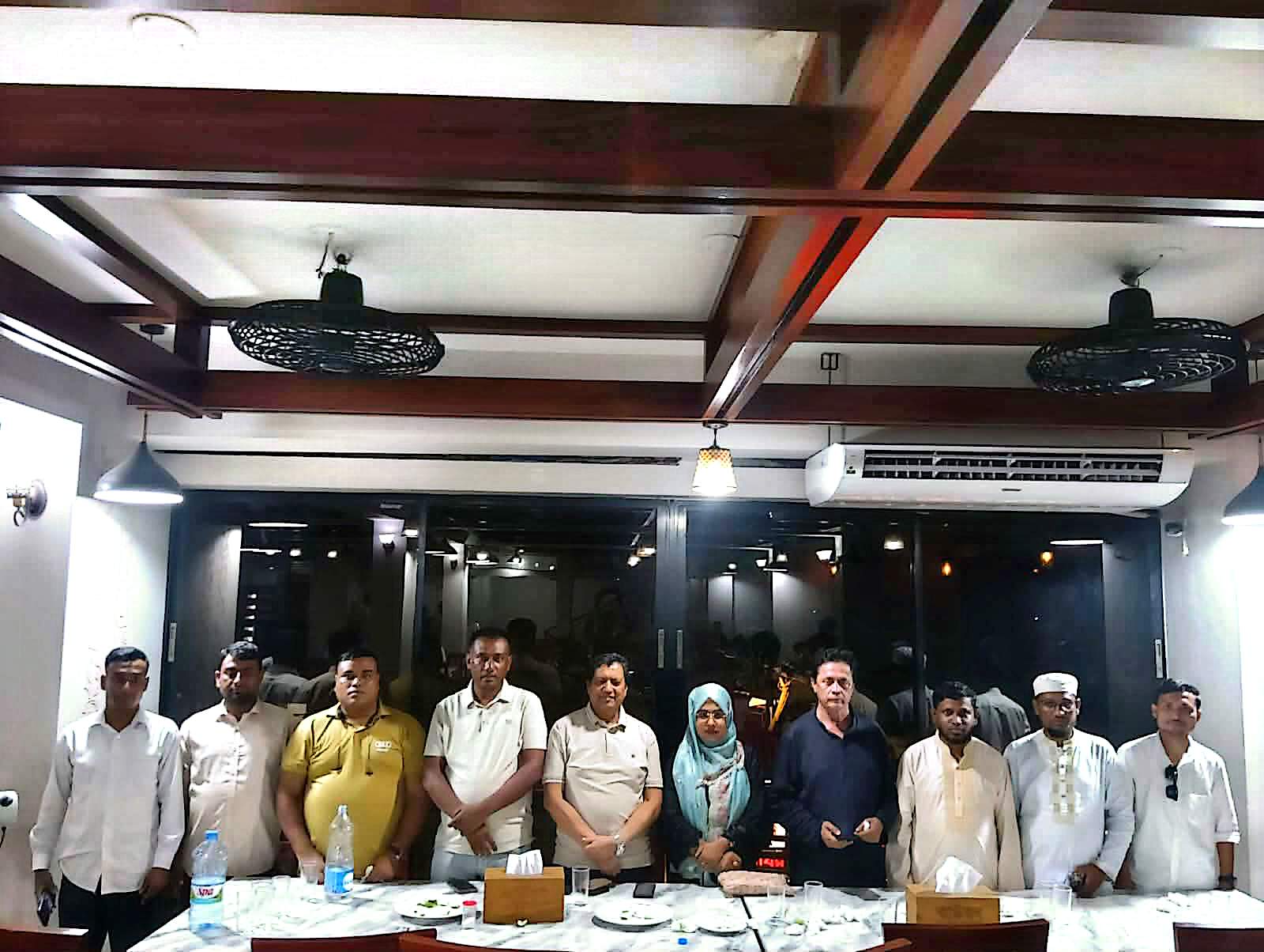 কক্সবাজার জেলা প্রেস ক্লাবের প্রতিষ্ঠাতা সভাপতির সঙ্গে টেকনাফ উপজেলা প্রেসক্লাব নেতৃবৃন্দের মতবিনিময়