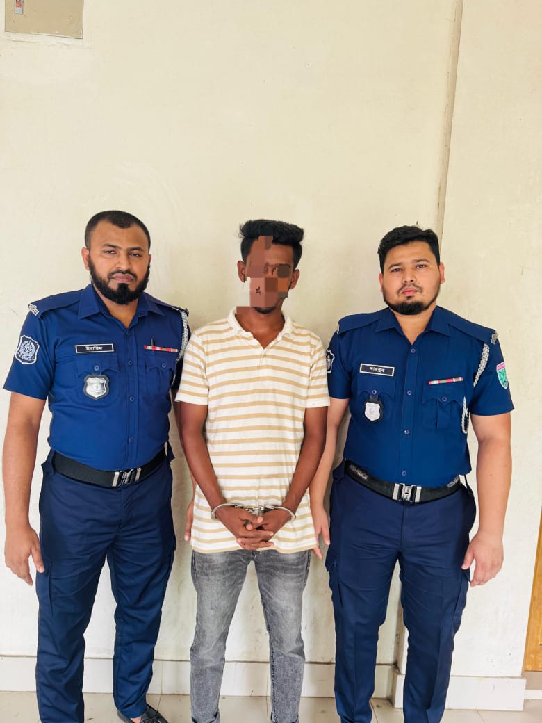 *নিষিদ্ধ ঘোষিত সংগঠন ছাত্রলীগের কর্মী গ্রেপ্তার*