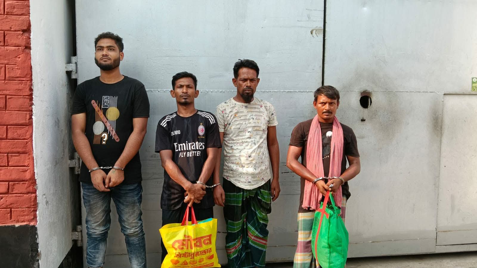 নাটোরে মাদকসহ ৪ জন গ্রেপ্তার