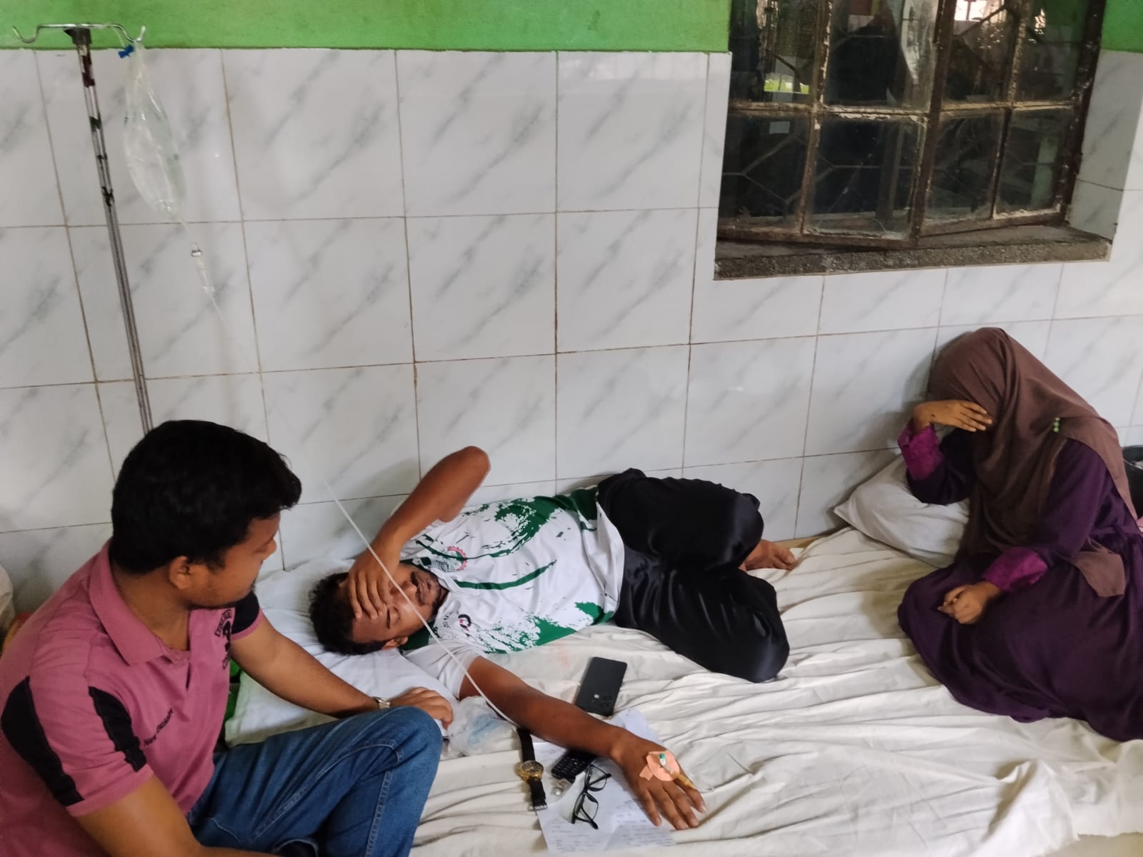 যবিপ্রবি ঝিনাইদহ ক্যাম্পাসে ২০ শিক্ষার্থী অসুস্থ, তবুও মিলছে না প্রয়োজনীয় চিকিৎসাসেবা