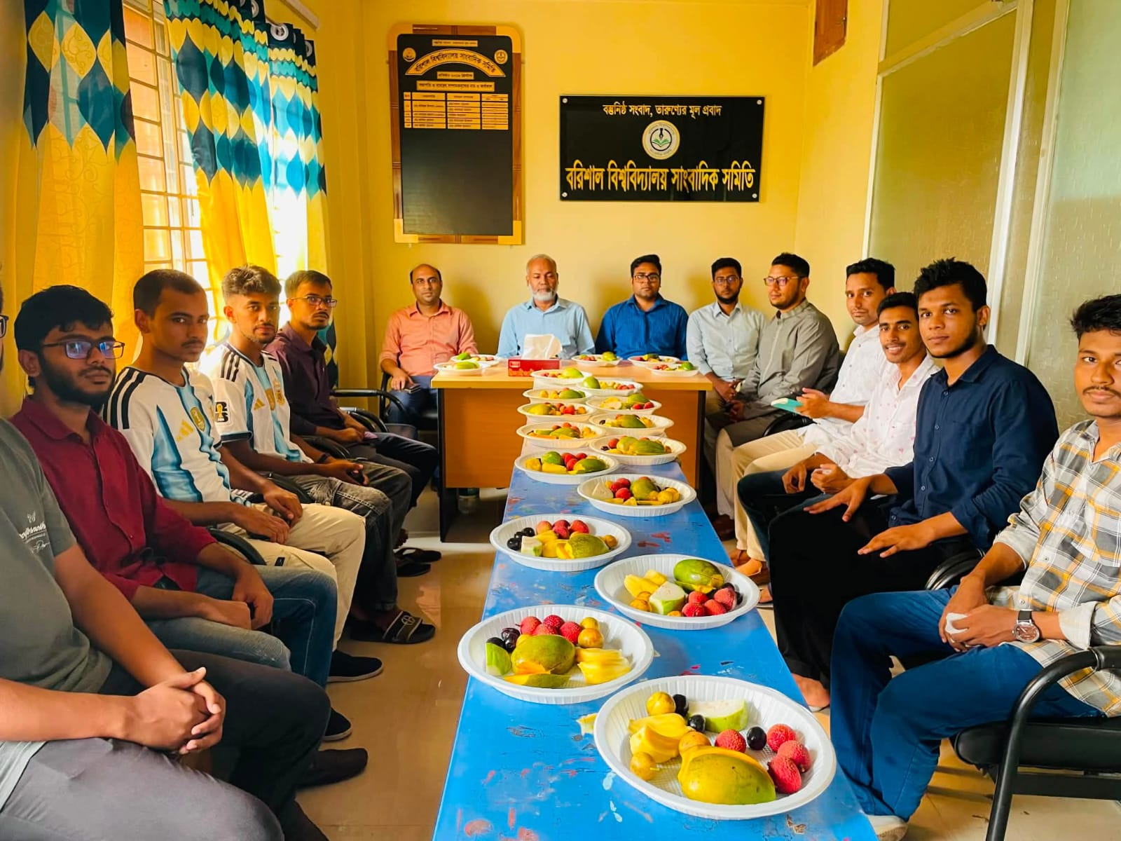 বরিশাল বিশ্ববিদ্যালয় সাংবাদিক সমিতির মৌসুমি ফল উৎসব