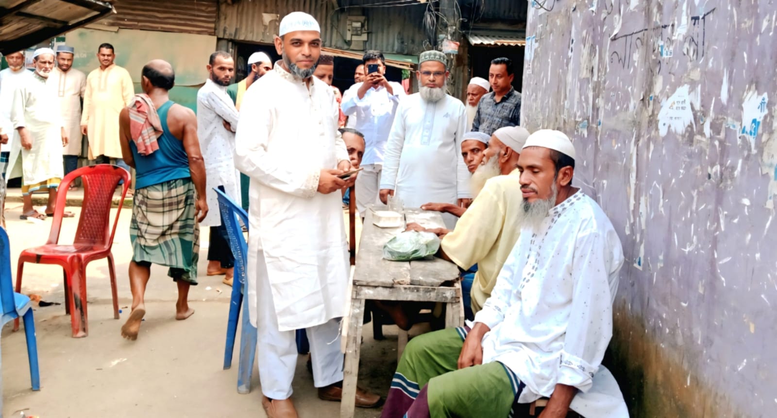 শ্রীপুর উত্তর ইউনিয়নে গণসংযোগে চেয়ারম্যান প্রার্থী মোঃ ফরিদ উদ্দিন