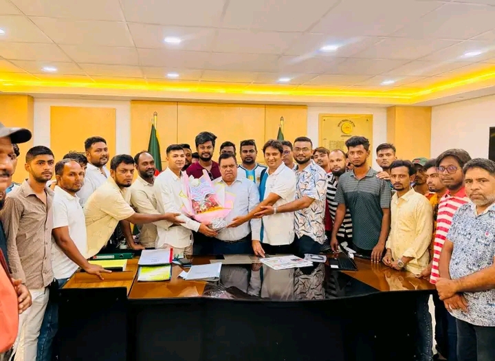 নবনিযুক্ত কেডিএ চেয়ারম্যানকে ইস্তিয়াক আহমেদ ইস্তির শুভেচ্ছা