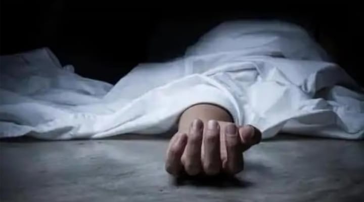 রাজধানীতে পুলিশ কর্মকর্তার স্ত্রীসহ ২ জনের মরদেহ উদ্ধার