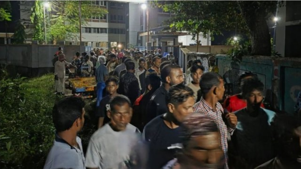 ভাঙ্গুড়ায় যুবলীগ নেতাকে আটক, গ্রামবাসীর থানা ঘেরাও ও বিক্ষোভের মুখে  মুক্তি