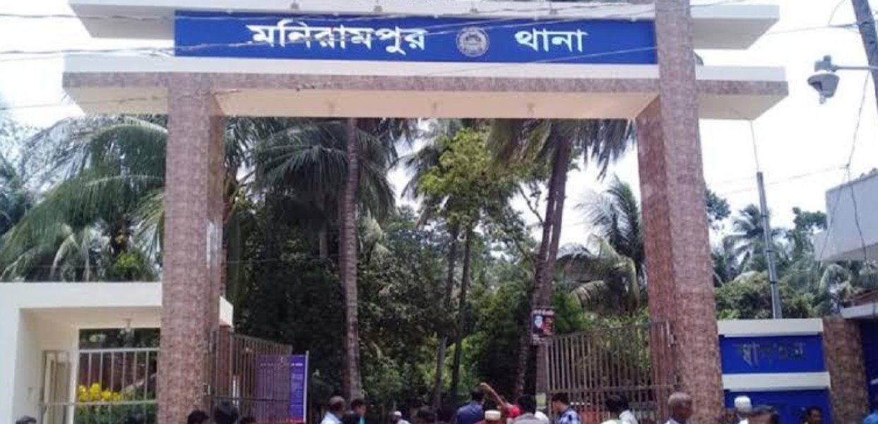 মনিরামপুরে স্কুলে যাওয়ার পথে নবম শ্রেণির শিক্ষার্থীকে ধর্ষণের অভিযোগ
