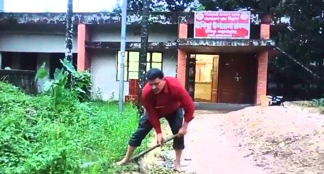 উখিয়া উপজেলা পোস্ট অফিসে জলাবদ্ধতায় দৈনিক কার্যক্রম ব্যাহত