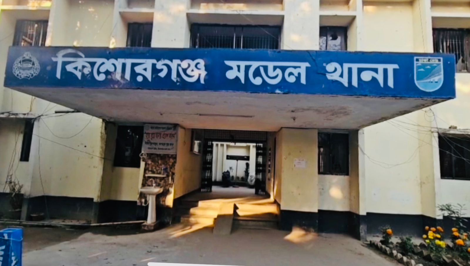 মামলা তুলে নিতে প্রাণনাশের হুমকির অভিযোগ, প্রতিপক্ষের বিরুদ্ধে পাল্টা মামলা