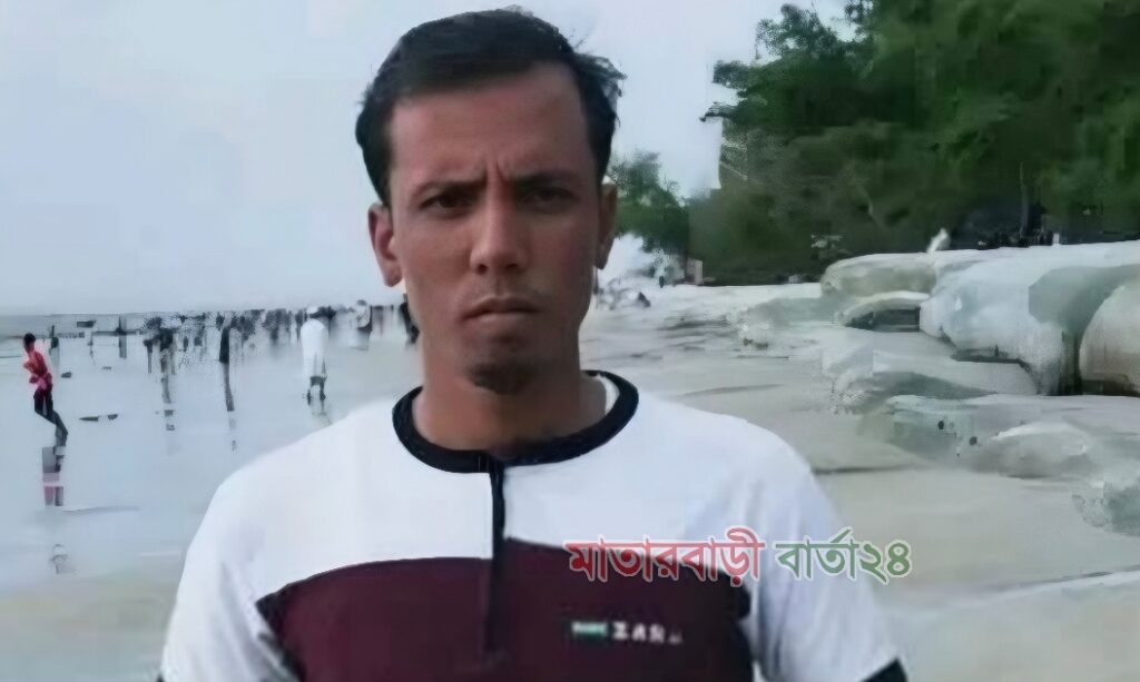 মাতারবাড়ীতে বাড়ী থেকে বন্যার পানি সরাতে গিয়ে প্রাণ হারালেন যুবক