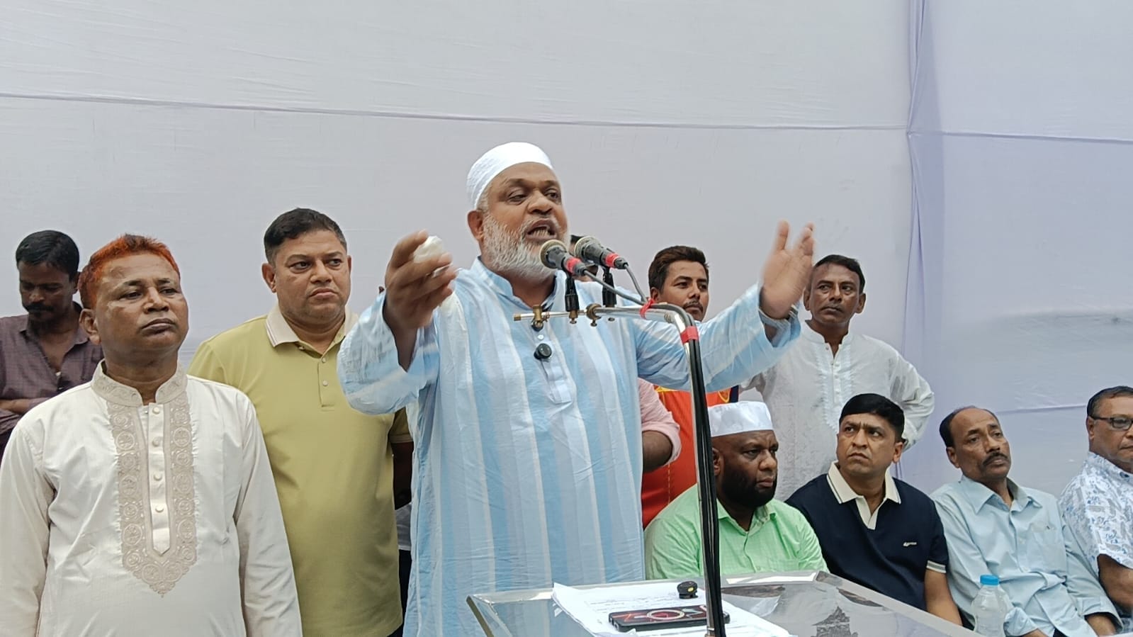 কিশোরগঞ্জ পৌরসভা নির্বাচনকে সামনে রেখে মেয়রপ্রার্থী হাজী মো.ইসরাইল মিঞার মতবিনিময়