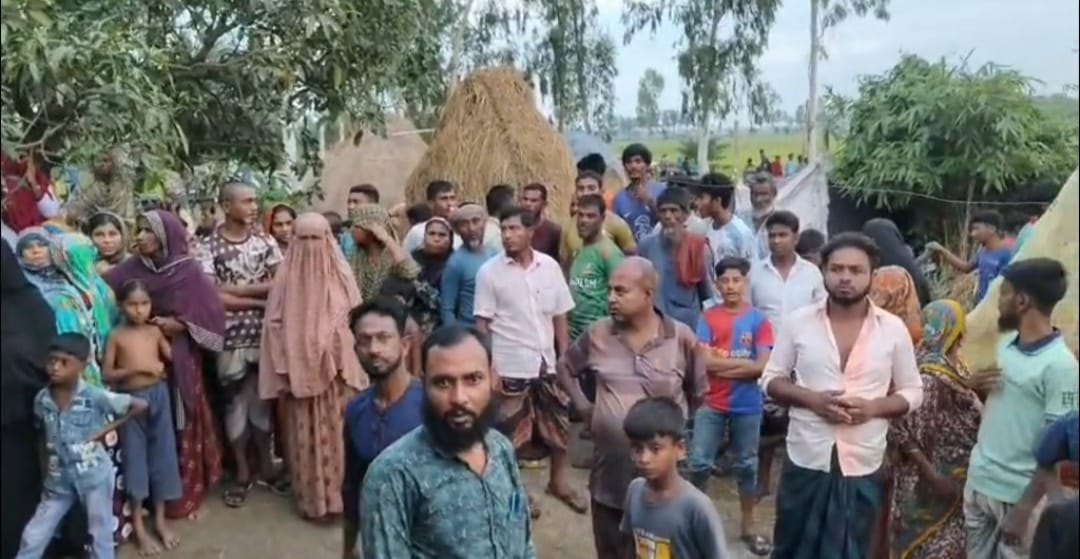 সিংড়ায় গর্ভবতী স্ত্রীকে কুপিয়ে হত্যা, স্বামী আটক