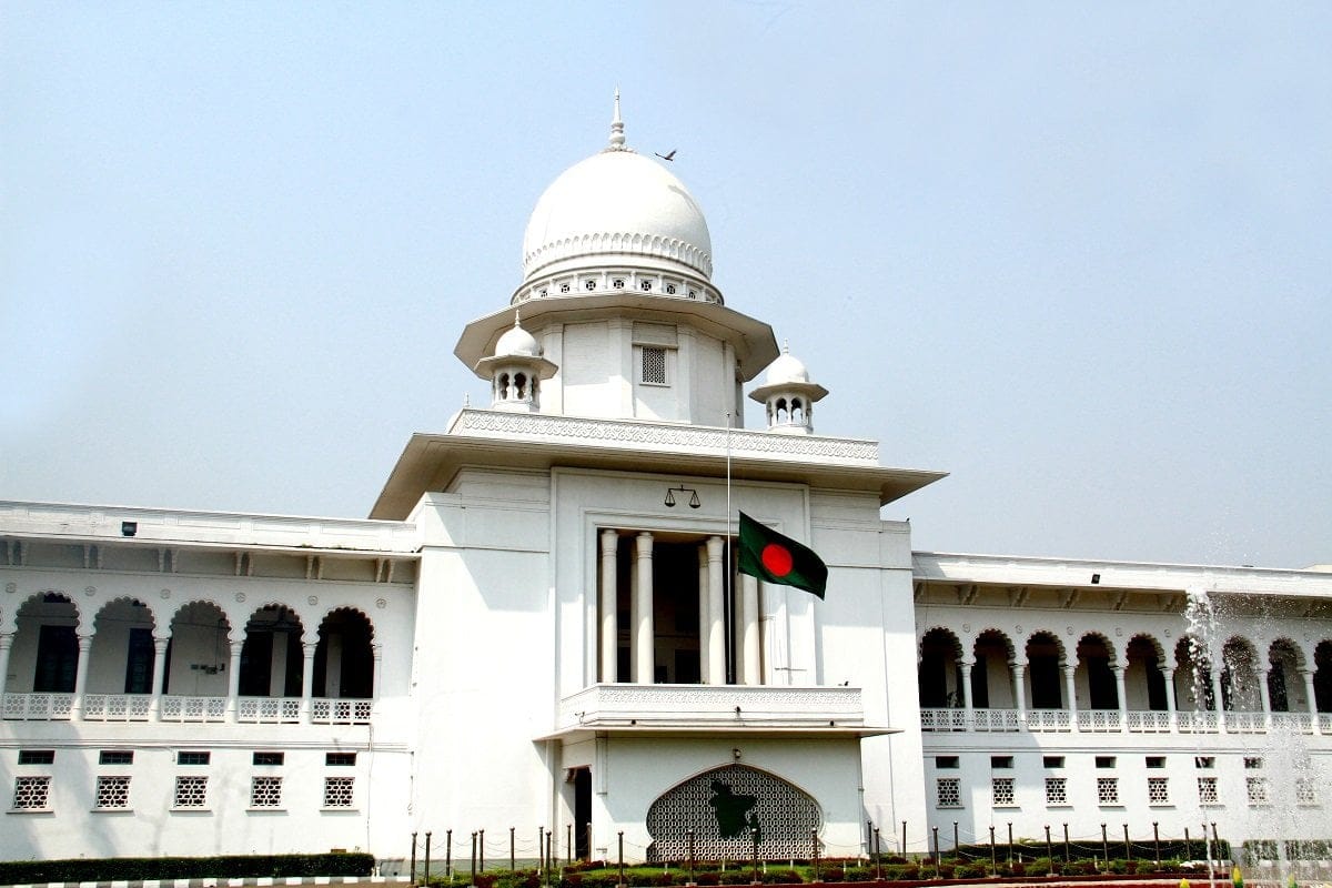 রাতে লাউডস্পিকার-আতশবাজিতে শব্দদূষণ ও জুয়া নিয়ন্ত্রণে ব্যর্থতা: হাইকোর্টের রুল