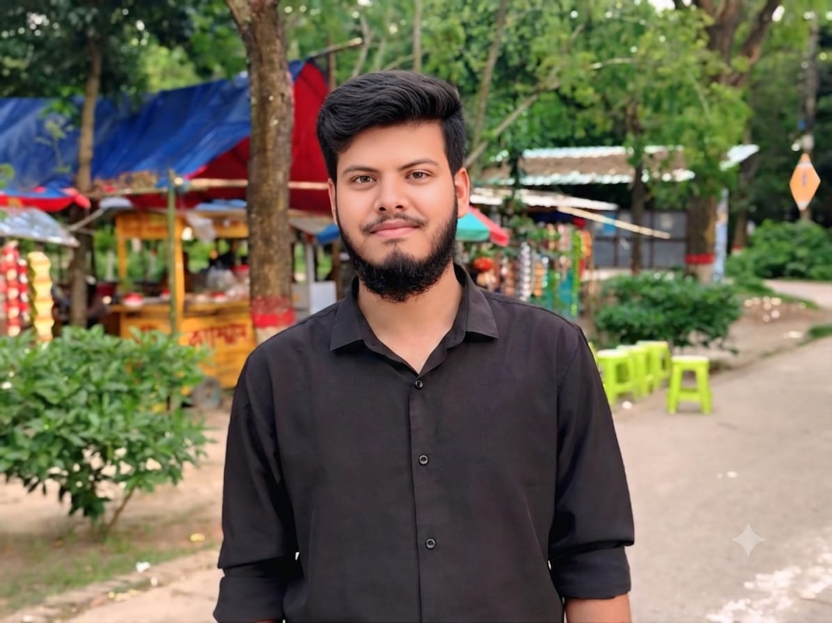 ক্যান্সার আক্রান্ত শিক্ষার্থীর বাবার পাশে দাঁড়ালেন বেরোবি ছাত্রদল নেতা রাফি