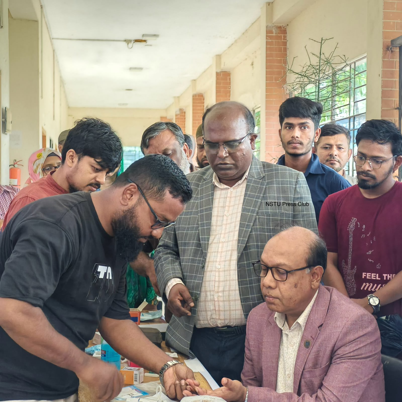 জুলাই গণ-অভ্যুত্থান দিবস উপলক্ষে নোবিপ্রবিতে স্বেচ্ছায় রক্তদান কর্মসূচি