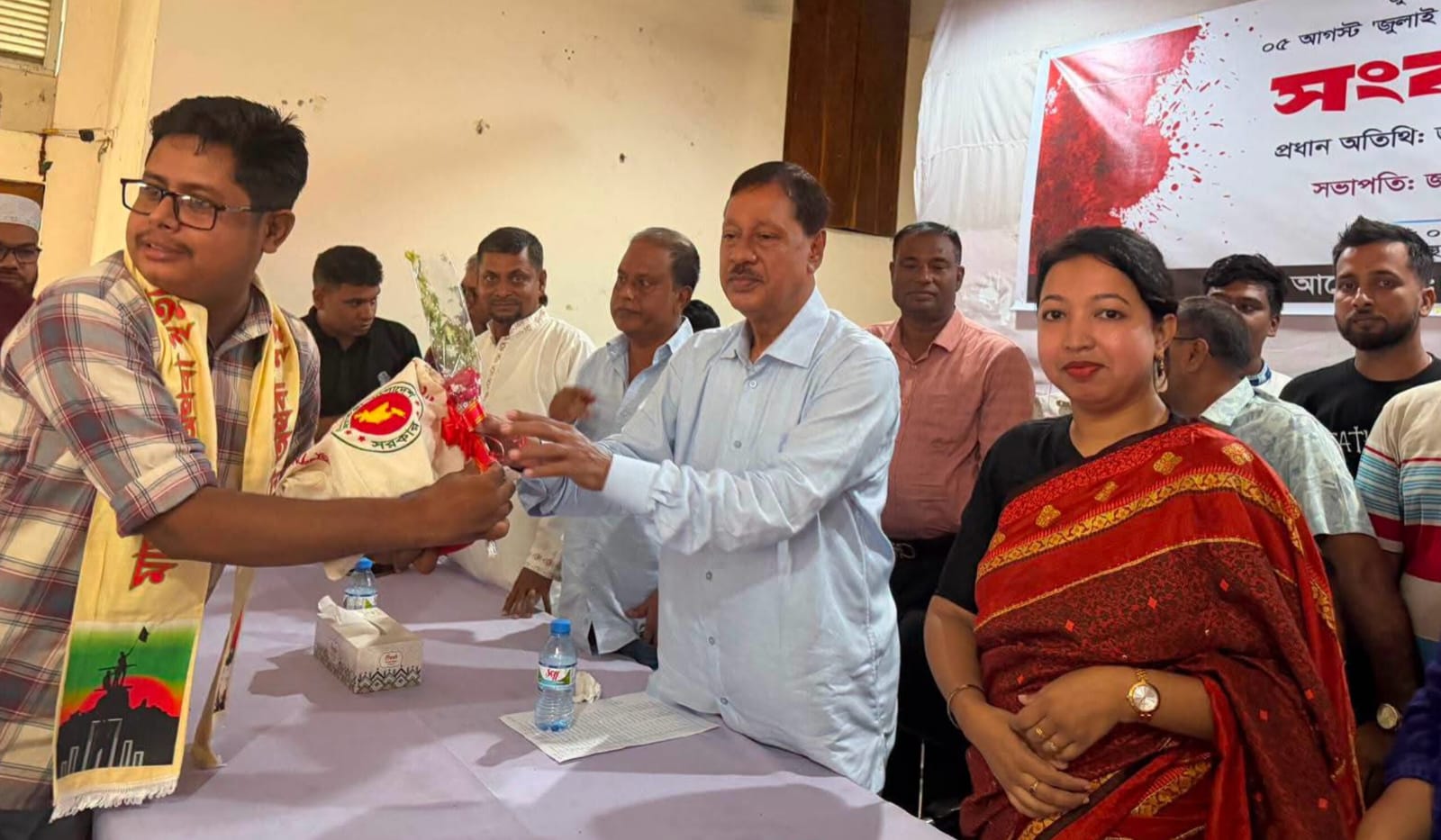 কটিয়াদীতে জুলাই যোদ্ধাদের জমকালো সংবর্ধনা: "জুলাই চেতনায় বৈষম্যহীন দেশ গড়ার সংকল্প"