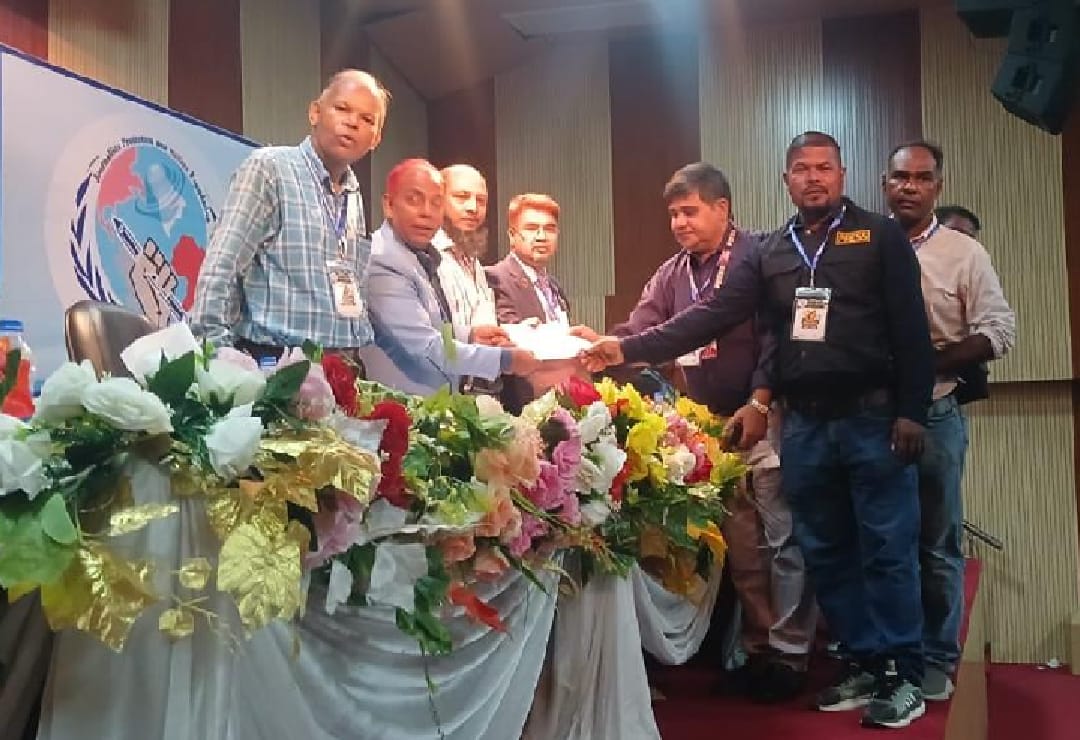 সাংবাদিক সুরক্ষা ও কল্যাণ ফাউন্ডেশনের সম্মাননায় খুলনার দুই সাংবাদিক নেতা
